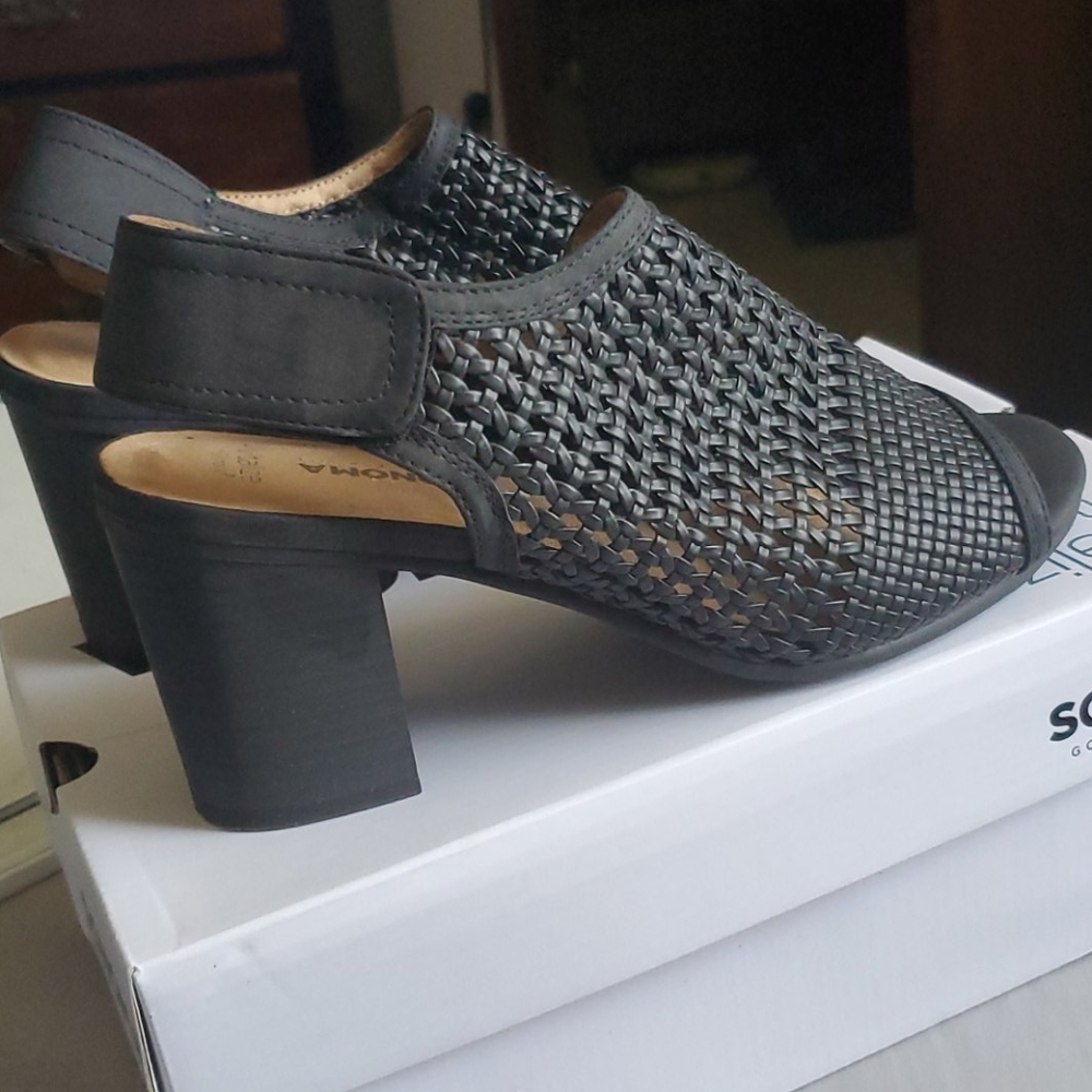 Womens Black Shoes